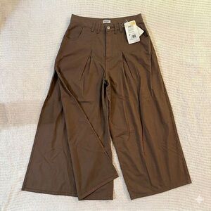 NWT Gloria Jeans Brown Wide Leg Pleated Slit Pants L
